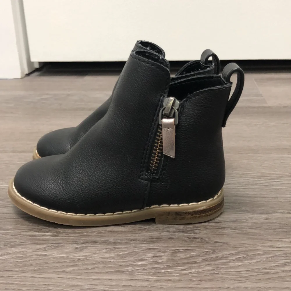 Gap Girls Black Moto Boot - size 7